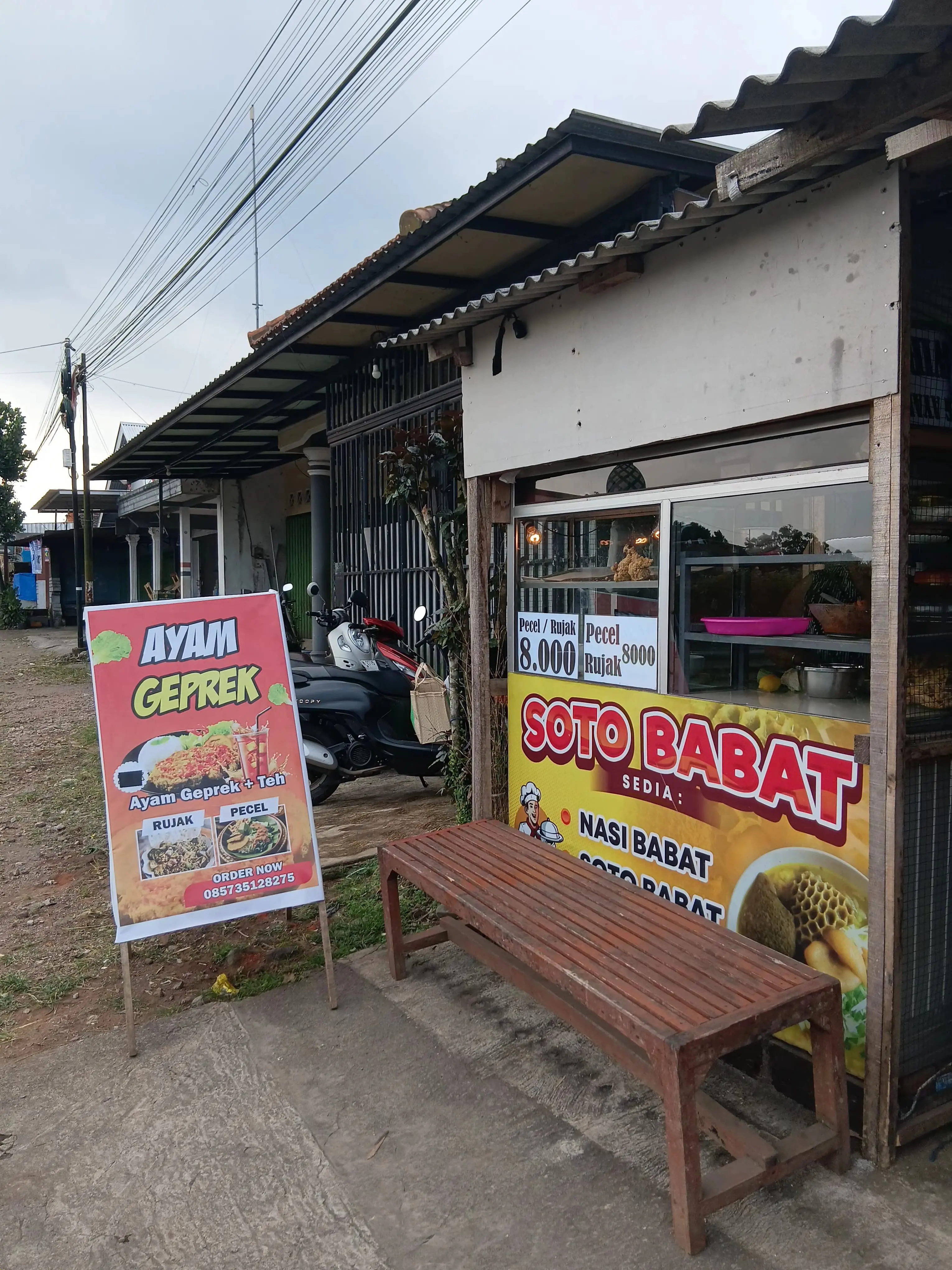 Ayam Geprek - Foto 2